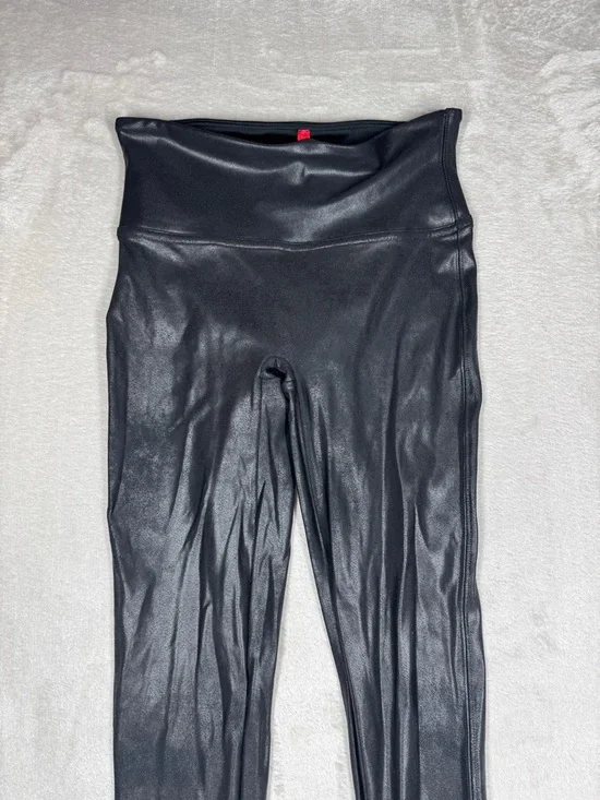 Spanx Faux Leather Crackle Black Leggings Size Small - Picture 3 of 16